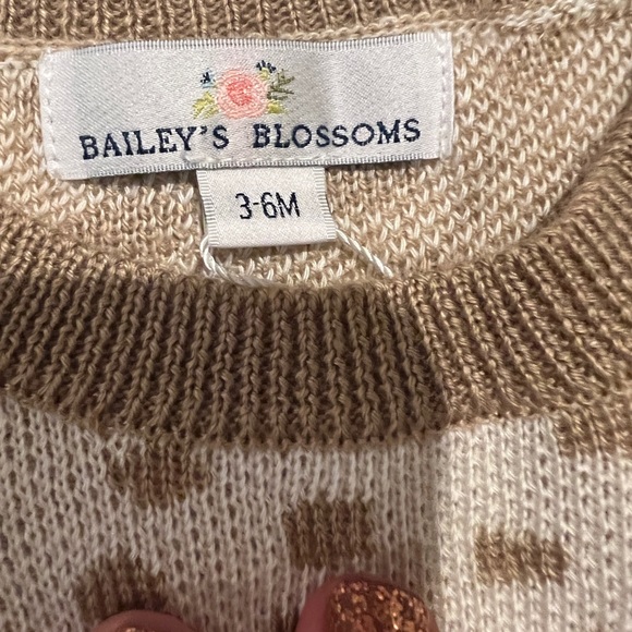 Crawford Bubble Sleeve Sweater - Picture 3 of 3